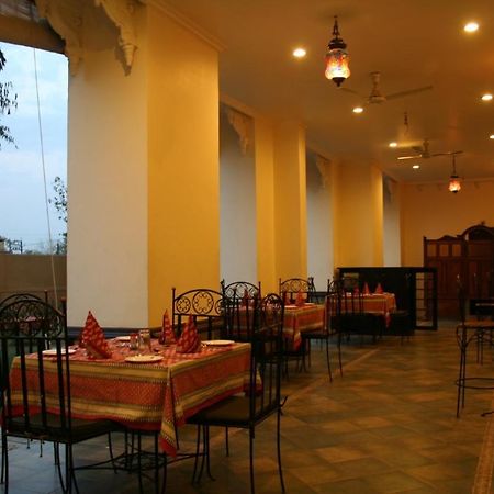 Pratap Palace Chittorgarh Εξωτερικό φωτογραφία